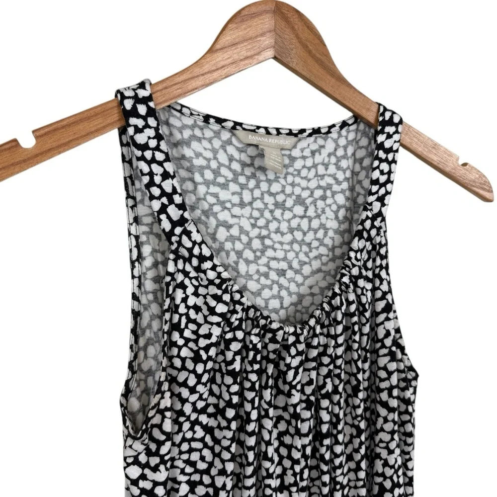 Banana Republic Black & White Leopard Print Sleeveless Scoop Neck Shirt Size S - Picture 2 of 4